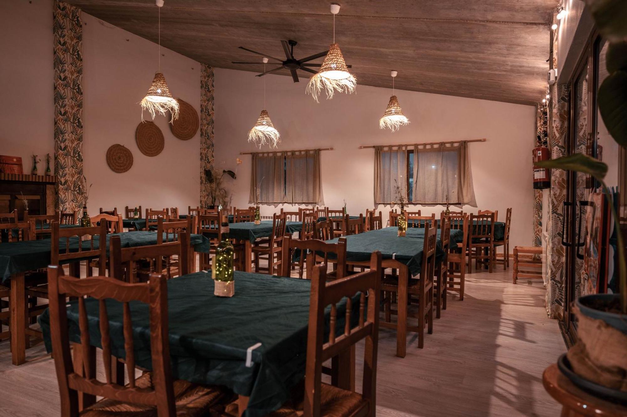 Slow Life Camping Venta Del Moro Ngoại thất bức ảnh
